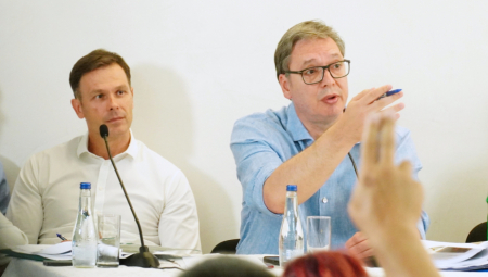 DRŽAVA JE TA KOJA DONOSI ODLUKU Vučić: Ako budemo imali ovoliko sumnje, nema tih para za koje ćemo ići u to!