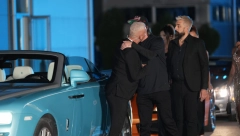 PROVIDNA HALJINA, GRUDI NA IZVOL'TE! Stara zadrugarka šokirala izdanjem, muškarcima padaju vilice!