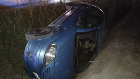 PRONAĐENA ČETIRI TELA U VOZILU KOJE JE SLETELO U REKU! Spasao se samo jedan mladić (22) i pozvao policiju