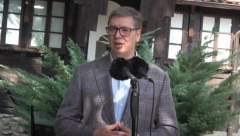 ''MENI JE CIRKUS TO ŠTO NE RADE NIŠTA OSIM ŠTO TVITUJU'': Predsednik Vučić o jasnoj i odgovornoj politici države i neodgovornosti opozicije