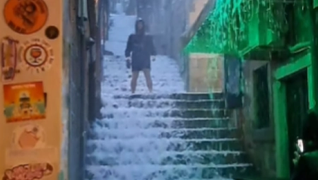 SNAŽNO NEVREME POGODILO HRVATSKU Ulice pod vodom (VIDEO)