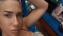 SKINULA SE JOVANA JEREMIĆ! Voditeljka Pinka pokazala brutalnu figuru, osvnule golišave fotke, mreže gore!