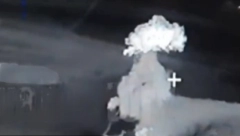 PRIZOR LEDI KRV U ŽILAMA, OSVANULA "PEČURKA" NA FRONTU Rusi bacili čudovište od 3 tone na Ukrajince (VIDEO)