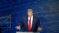 "PUTIN I ZELENSKI ME VEOMA POŠTUJU" Tramp: Ja ću govoriti s obojicom!