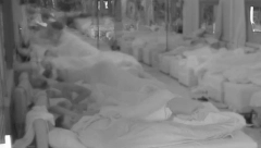 VRELA AKCIJA U ELITI! Trese se jorgan planina, sve puca od strasti u ponoj sobi!