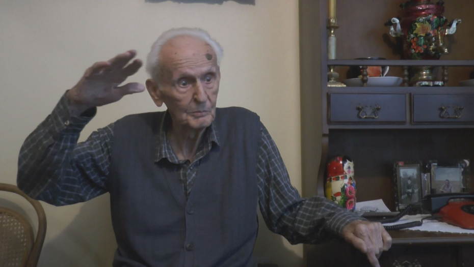 DEDA RADIŠA NAPUNIO JUBILARNIH 100 GODINA! Otkrio tajnu dugovečnog života - muškarci, dobro obratite pažnju (FOTO)