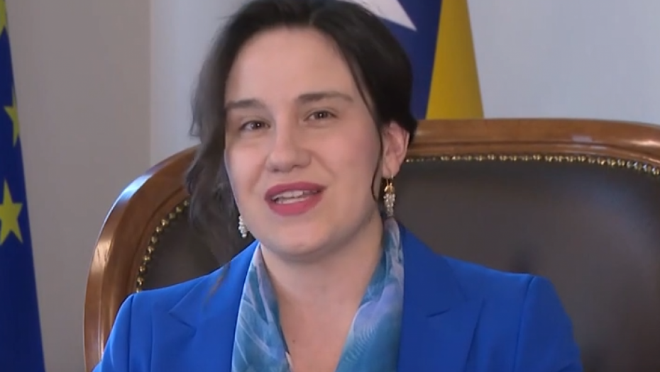 TENKOM NA ĐAKE? Novi skandal sarajevske gradonačelnice, ovako šalje "poruku mira"