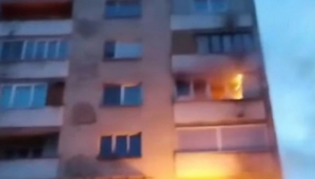 BUKTINJA U STANU Izbio požar u stambenoj zgradi (VIDEO)