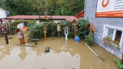 LJUDI SE DAVILI NA ULICI, VODA IH MRTVE NOSILA U DRUGE OPŠTINE U jezivim poplavama u Evropi 16 mrtvih