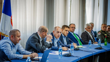 SAMO PROŠLE NEDELJE NA PREGLEDE JE DOŠAO  27. 441 GRAĐANIN Veliki potezi u zdravstvu! Bez lista čekanja, sa dodatnom opremom i sa određenim brojem operacija po danu
