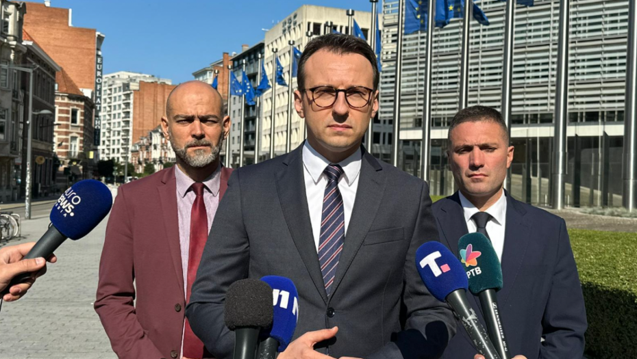 PETKOVIĆ OŠTRO ODGOVORIO KURTIJU: "Nema većeg očajnika od tebe!"