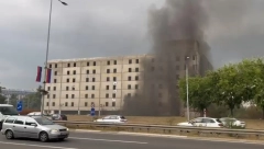 POŽAR NA NOVOM BEOGRADU Gusti dim prekrio nebo tik do auto-puta! (VIDEO)