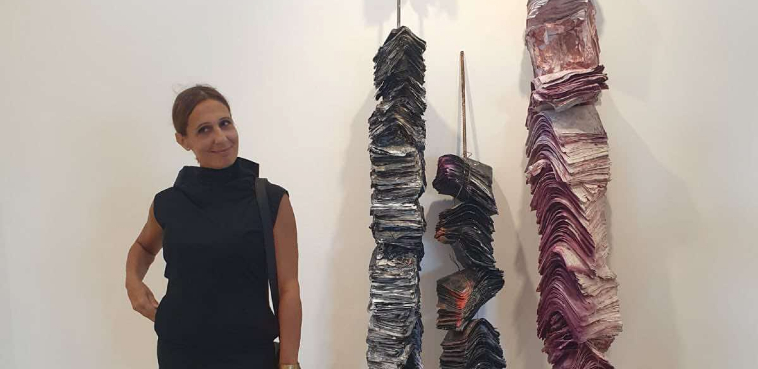 OSVETLALA OBRAZ SRBIJI Ana Kocić jedina predstavnica naše zemlje na prestižnoj umetničkoj izložbi u Italiji