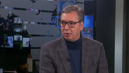 VUČIĆ SE UPRAVO OGLASIO VIDEO-PORUKOM Predsednik uputio važan poziv za građane Srbije!