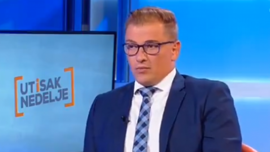 ĐILASOVCI NAPALI VUČIĆA DA JE NAREDIO SRPSKIM POLICAJCIMA NA KiM DA SKINU UNIFORME A STIGAO IM JE DEMANTI OD KOG IM NEĆE BITI DOBRO!