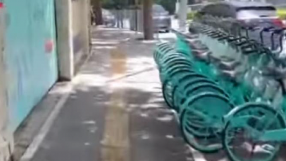 JAPANSKI ĐAK (10) UBIJEN ISPRED ŠKOLE U KINI Ambasador odmah pozvan na raport!