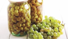 LJUTA TURŠIJA OD GROŽĐA Ako volite pikantno i začinjeno, postaće vam omiljena salata