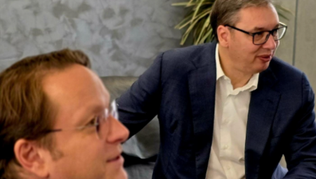 VUČIĆ SE SASTAO SA VARHELJIJEM "Dobar i otvoren razgovor" Sastali su se čim je predsednik Srbije stigao u Brisel