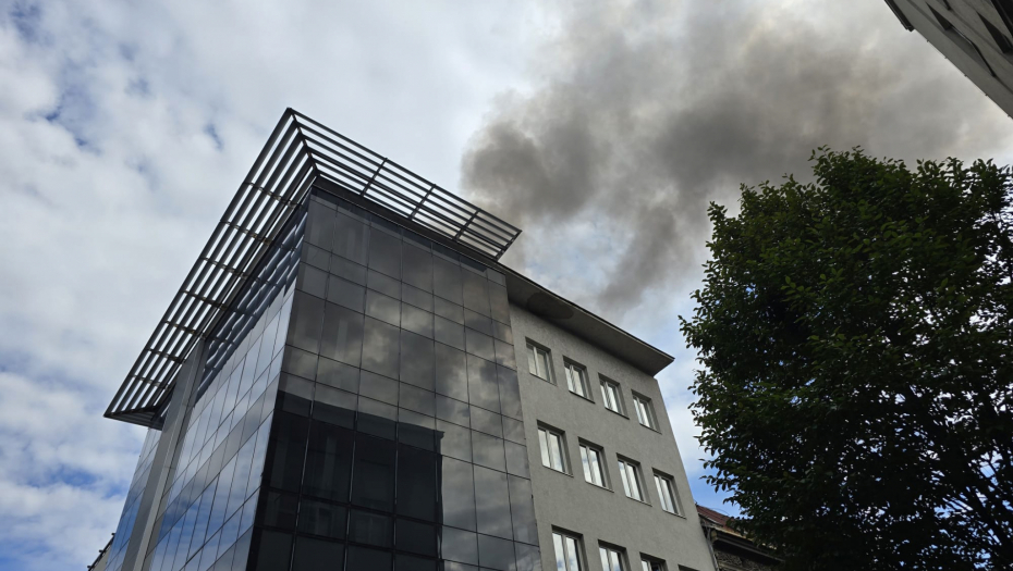 POŽAR U CENTRU BEOGRADA LOKALIZOVAN Otkriveno kako je došlo do vatrene stihije (FOTO/VIDEO)