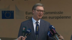 VUČIĆ SE JAVIO IZ BRISELA Lepe vesti, prvi novac stiže već krajem oktobra