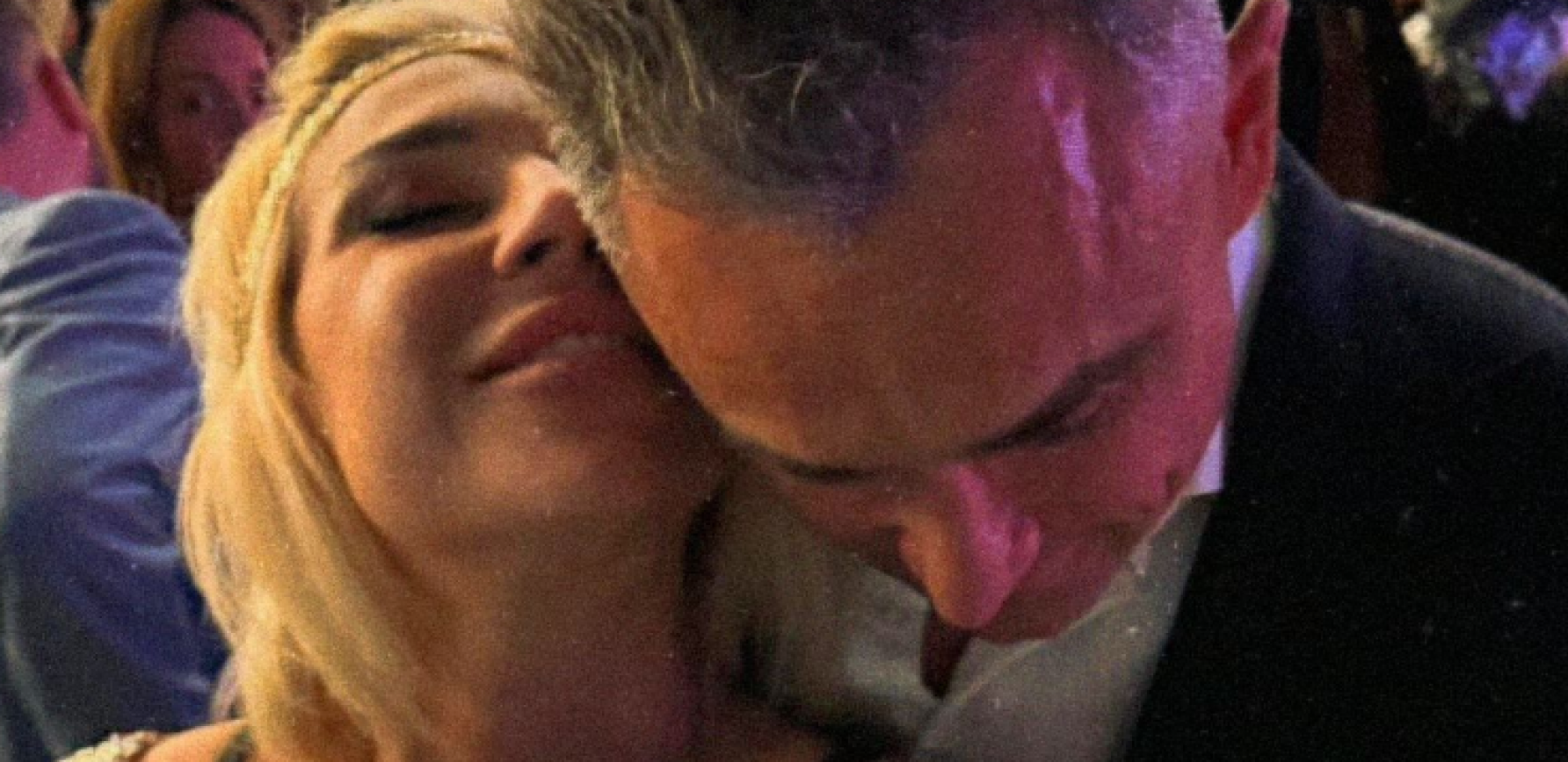 JOVANA JEREMIĆ UŽIVA U PALATI KOD ŽELJKA MITROVIĆA! Sve oči uprte u nju, evo kako se ponašala sa dečkom