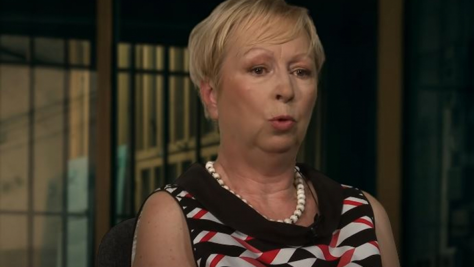 TRAGIČNA PRIČA DOKTORKE MIRJANE TOMOVIĆ Izgubila sina zbog sekte, svuda nalazila maramice sa crnim ružama