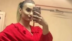 CRVENI KARTON Vreloj Albanki muka od komentara, ugasila je nalog