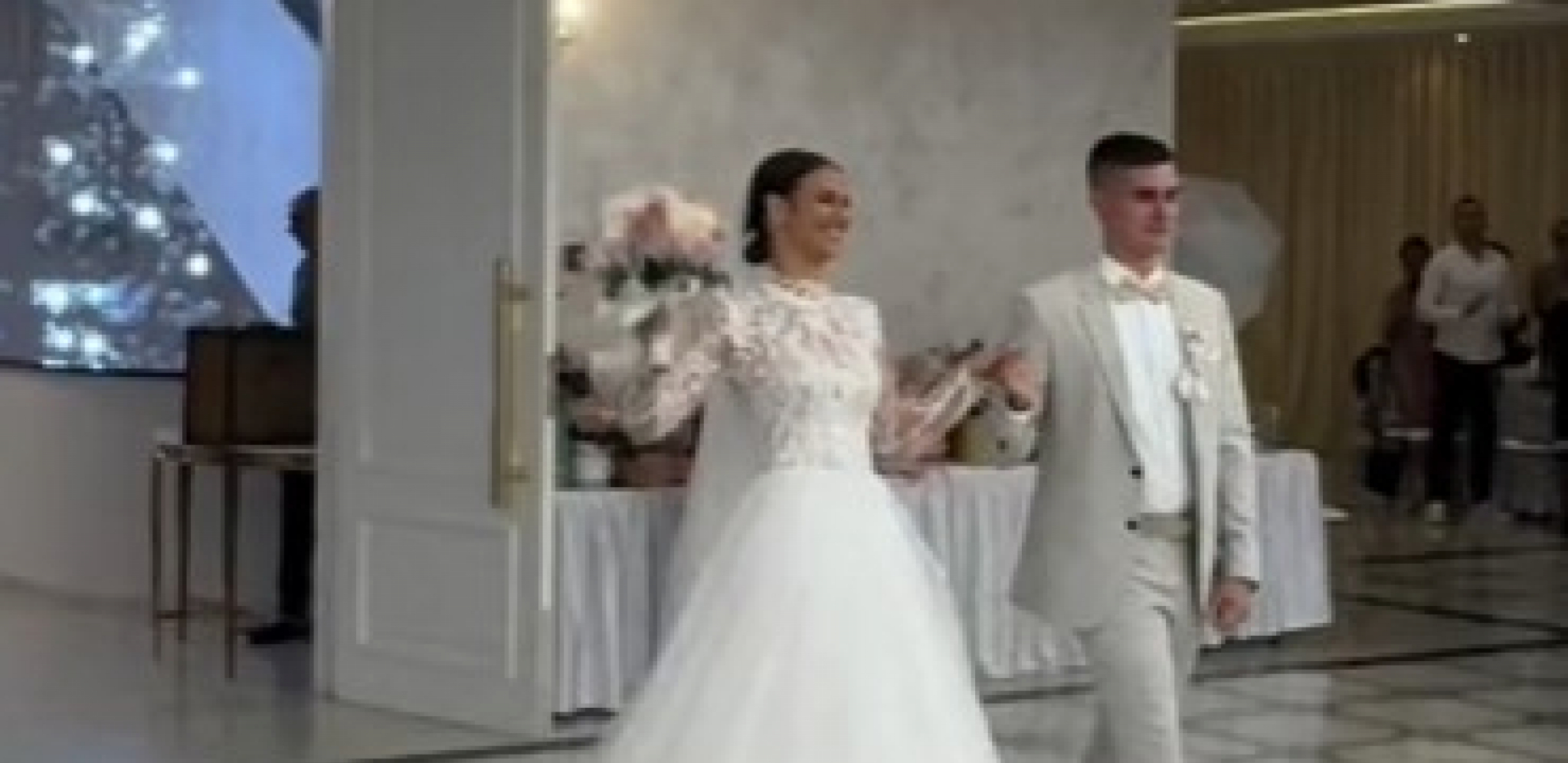 MLADA GODINU I PO DANA PLANIRALA SVADBU Onda je njen momak izabrao baŠ ovu pesmu za ključni trenutak! (VIDEO)