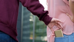 NE DIRAJ MI TELEFON Evo šta treba da uradite ako vam ukradu mobilni uređaj, reagujte što pre