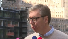 VUČIĆ IZ NJUJORKA PORUČIO: Srbija će biti jednaka... Neće moći da me isključe!