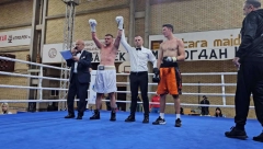 SPEKTAKL U MAJDANPEKU Stojanović naterao protivnika na predaju, naslednik čuvenog Gidre upisao šestu pobedu