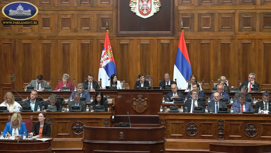 BURNO U SKUPŠTINI SRBIJE! Za opoziciju Kosovo nije deo Srbije! (VIDEO)