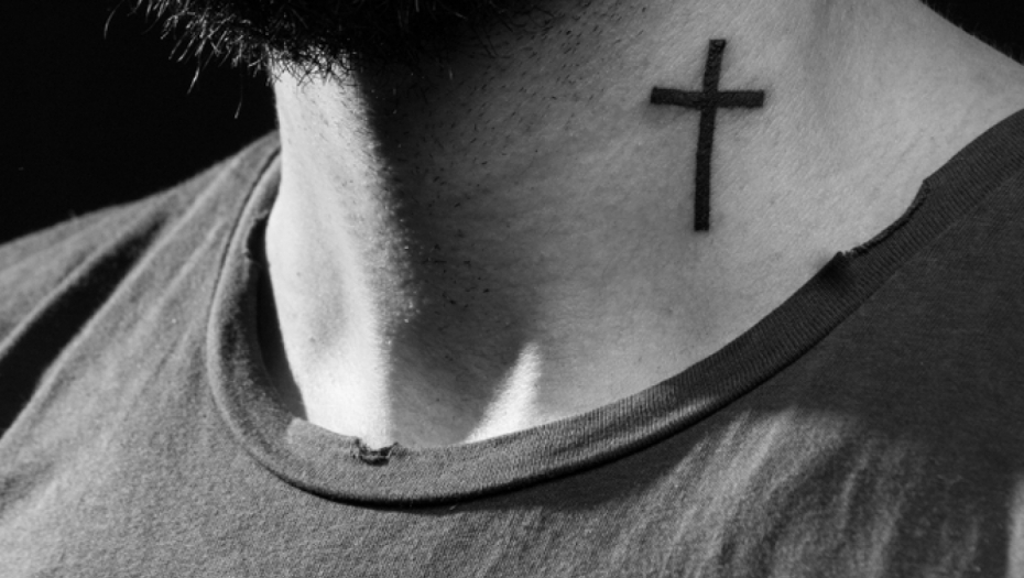 KAD TI SE VERA UVUČE POD KOŽU Katolička crkva nudi vernicima besplatno tetoviranje