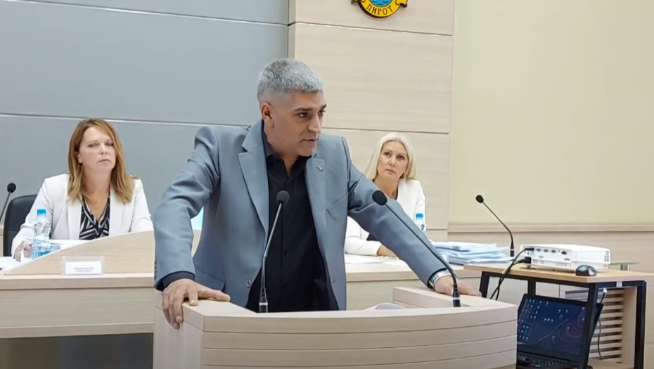 RASPAD U OPOZICIJI Čedica Džunić istupio iz Odborničke grupe “Pirot protiv nasilja”!