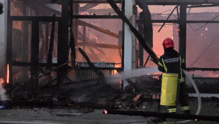 POŽAR U KRAGUJEVCU  Izbio je veliki požar u privatnoj mlekari