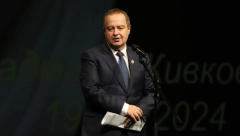 DAČIĆU NE SMETA ŠTO RUŽIĆ NAPADA VUČIĆA Svi su očekivali da će se bar distancirati od njega, a on...