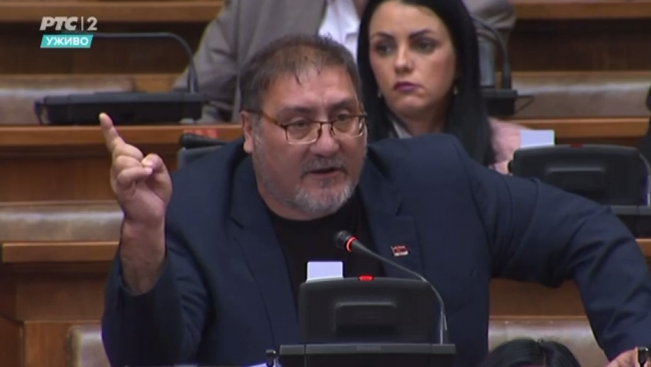 "JE L' JA SAD TREBA DA NAPADAM ĐILASOVU MAJKU?" Bulatović oštro posle napada na predsednikovu porodicu