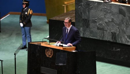 "KAO PREDSEDNIK SRBIJE, VERUJEM U SVET ZASNOVAN NA PRAVIM, A NE NA LAŽNIM VREDNOSTIMA" Govor predsednika Vučića na Skupštini UN