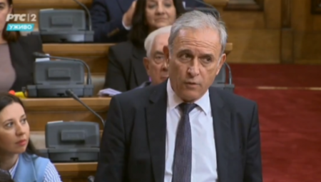 OVO NIKOME NIJE DUHOVITO, POGLEDAJTE DO KOJE MERE IDE PROSTAČKI GOVOR Ponoš poredi planiranje porodice sa parenjem pingvina na Patagoniji (VIDEO)