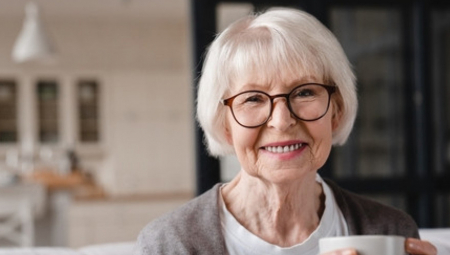 ŠTITI SRCE I ČUVA ZDRAVLJE KOSTIJU U ovom hormonu leži tajna dugovečnosti žena, objašnjavaju doktori