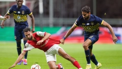 ŠOK ZA LAZETIĆA U FINIŠU Roma ispustila pobedu, poker Ajaksa