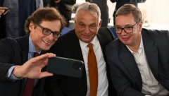 VUČIĆEV "SELFI" SA ORBANOM JE PRAVI HIT Predsednik Srbije objavio fotografije sa proslave rođendana Miloša Zemana
