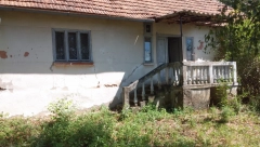 SAŠA PRODAJE KUĆU OD 68 KVADRATA I 11 ARI PLACA ZA 8.000 EVRA Cela Srbija gleda ovaj oglas, ispod svake cene je