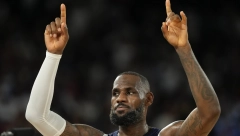 NAJSTARIJI IGRAČ KOME JE OVO POŠLO ZA RUKOM Lebron Džejms još jednom ispisao košarkaške stranice istorije