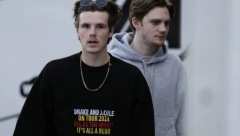 TEK ŠTO JE RASKINUO, ODMAH JE NAŠAO NOVU DEVOJKU I TO 10 GODINA STARIJU Kruz Bekam ljubi ovu lepoticu, upoznao je i sa porodicom