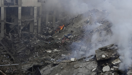 HEZBOLAH UZVRAĆA UDARAC Rakete na štab Mosada, udarci po izraelskoj vojsci!