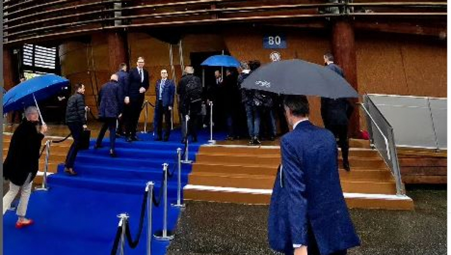 VUČIĆ U ŽENEVI: Sastanak sa državnim sekretarom VB Šiterom Kajlom