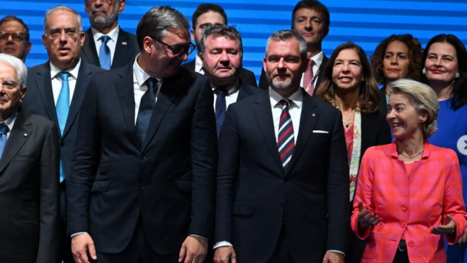 MI SMO MALA ZEMLJA, ALI ĆEMO UDVOSTRUČITI SREDSTVA KOJA DAJEMO ZA CERN Predsednik Vučić se javio na Instagramu posle ceremonije u Ženevi