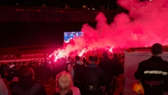 GORI MARAKANA Ovako navijači Zvezde gledaju meč sa Interom (VIDEO)