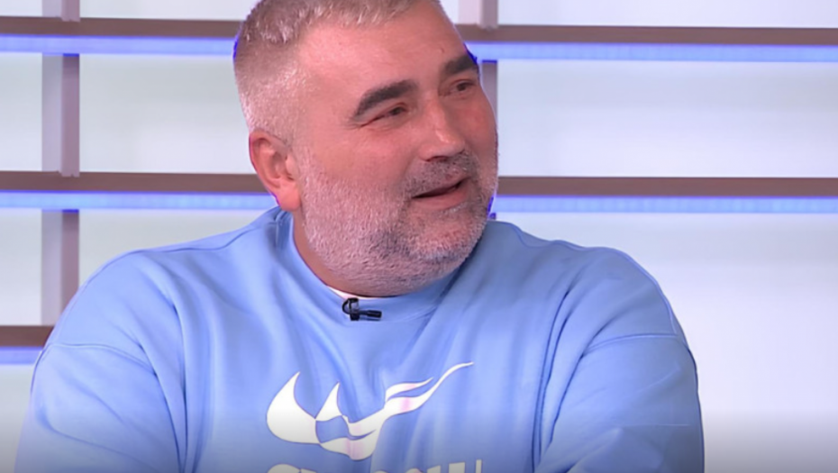 KO JE ŽENA MIKIJA ĐURIČIĆA? Radi kao profesor u dve škole, rodila mu je dvoje dece - evo kako izgleda Angelina